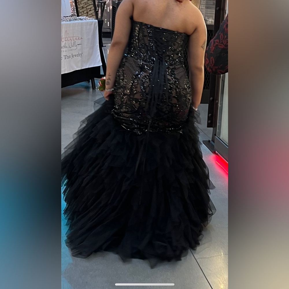 Cute Black Prom Dress